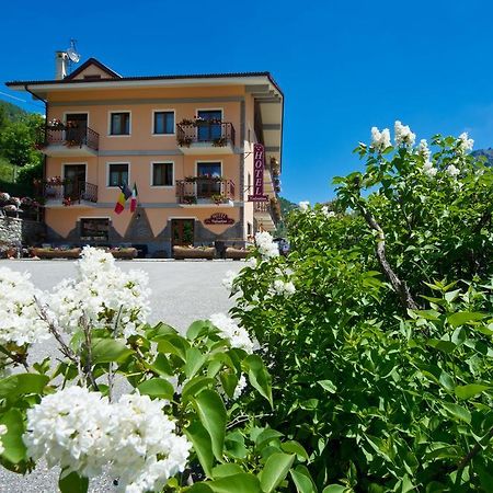 Albergo Valentino Bionaz Zewnętrze zdjęcie