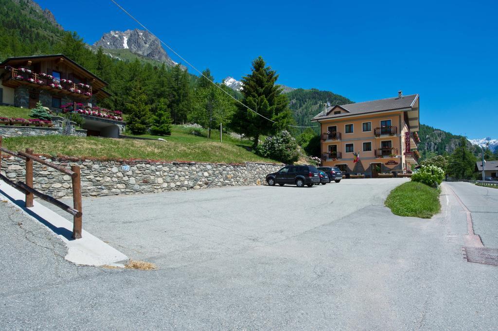 Albergo Valentino Bionaz Zewnętrze zdjęcie